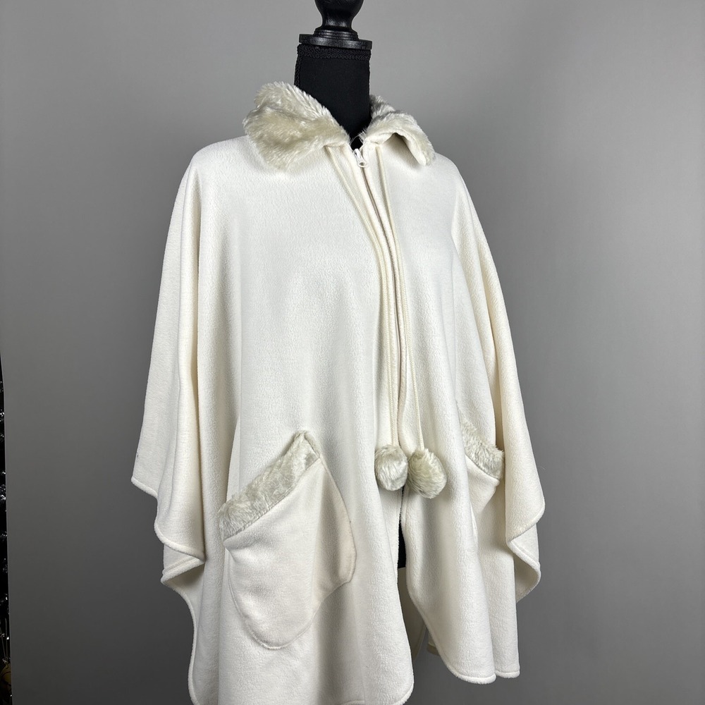 Le Moda Womens One Size Fleece Cape Wrap Sweater Sherpa Trim Oversized